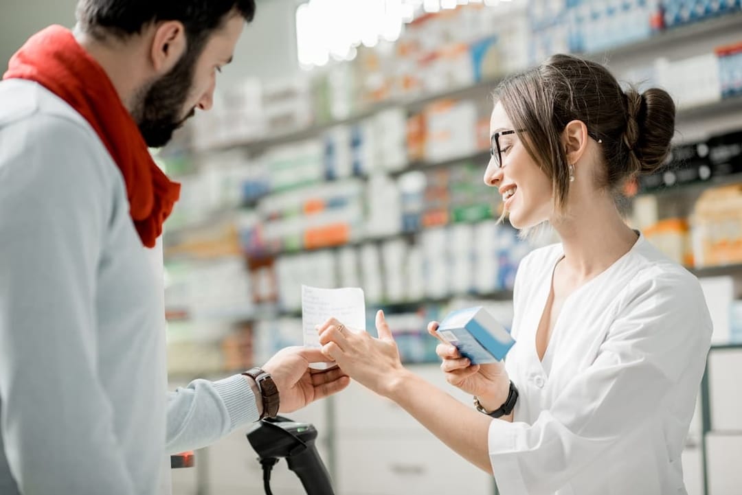 61a27c83973d022a2a3ac6f2_retail pharmacy-p-1080